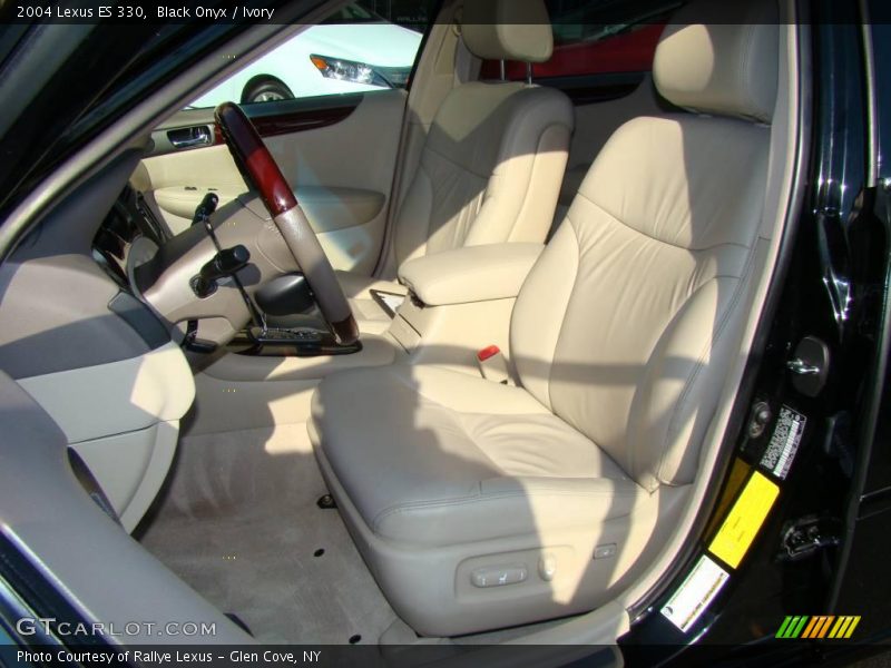 Black Onyx / Ivory 2004 Lexus ES 330