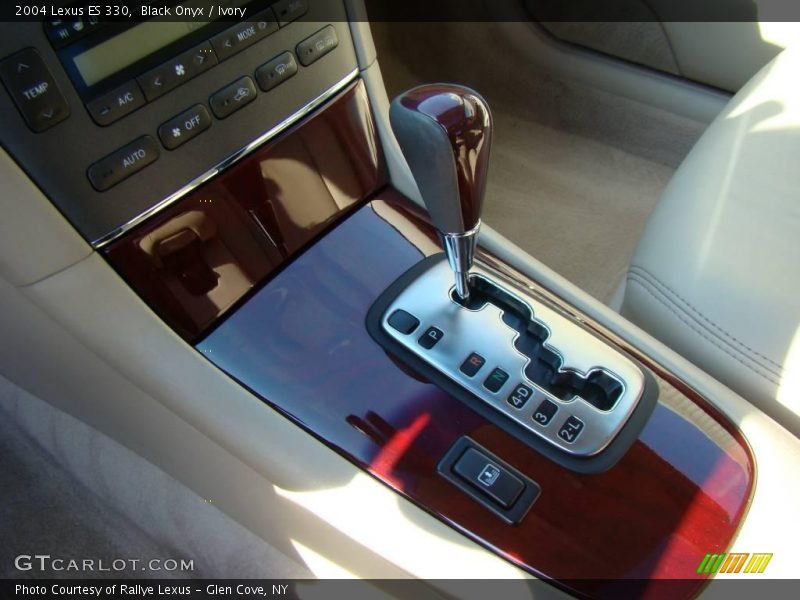 Black Onyx / Ivory 2004 Lexus ES 330