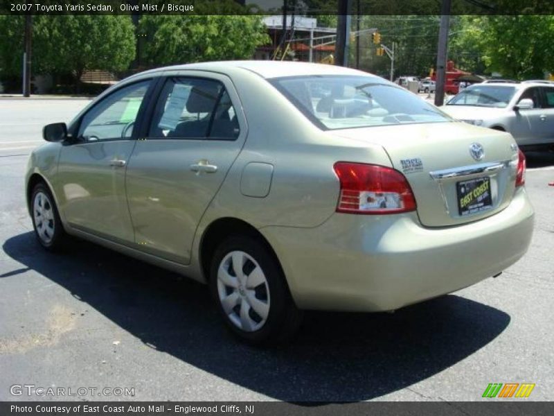 Olive Mist / Bisque 2007 Toyota Yaris Sedan
