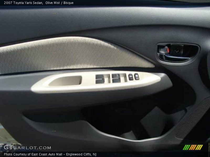 Olive Mist / Bisque 2007 Toyota Yaris Sedan