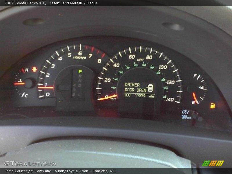 Desert Sand Metallic / Bisque 2009 Toyota Camry XLE