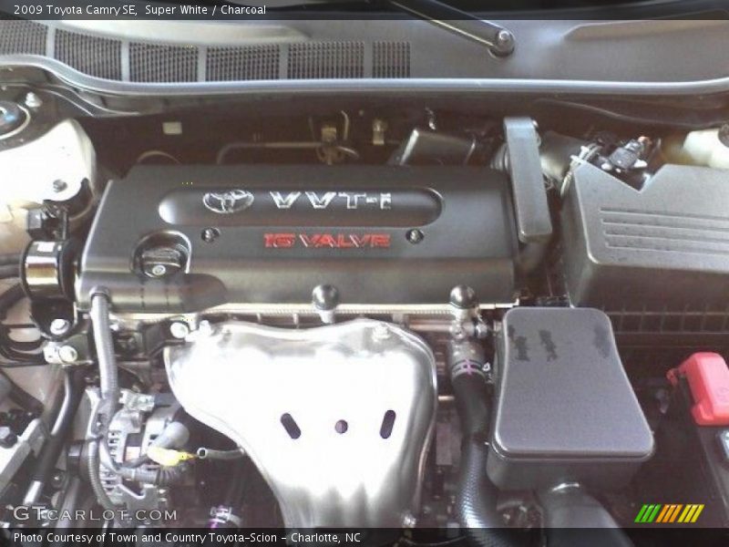 Super White / Charcoal 2009 Toyota Camry SE