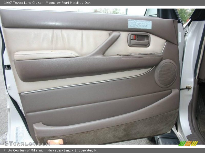 Moonglow Pearl Metallic / Oak 1997 Toyota Land Cruiser