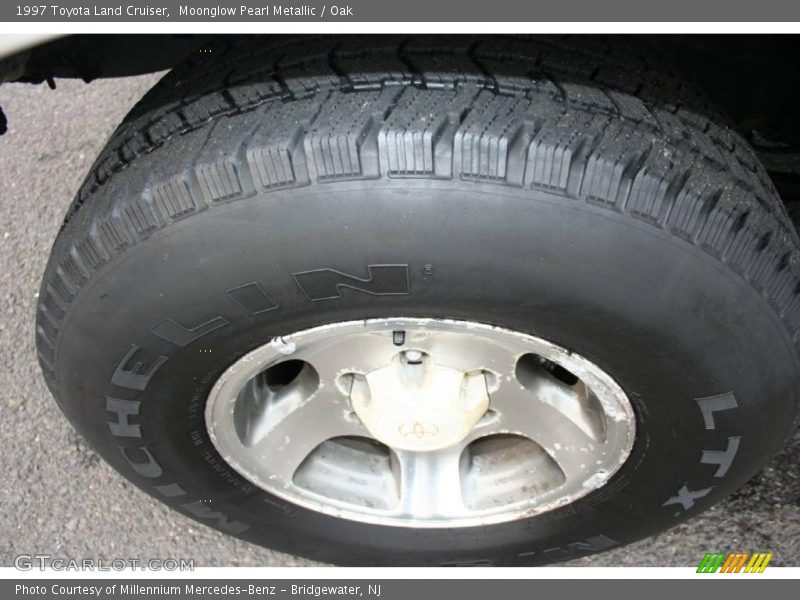 Moonglow Pearl Metallic / Oak 1997 Toyota Land Cruiser