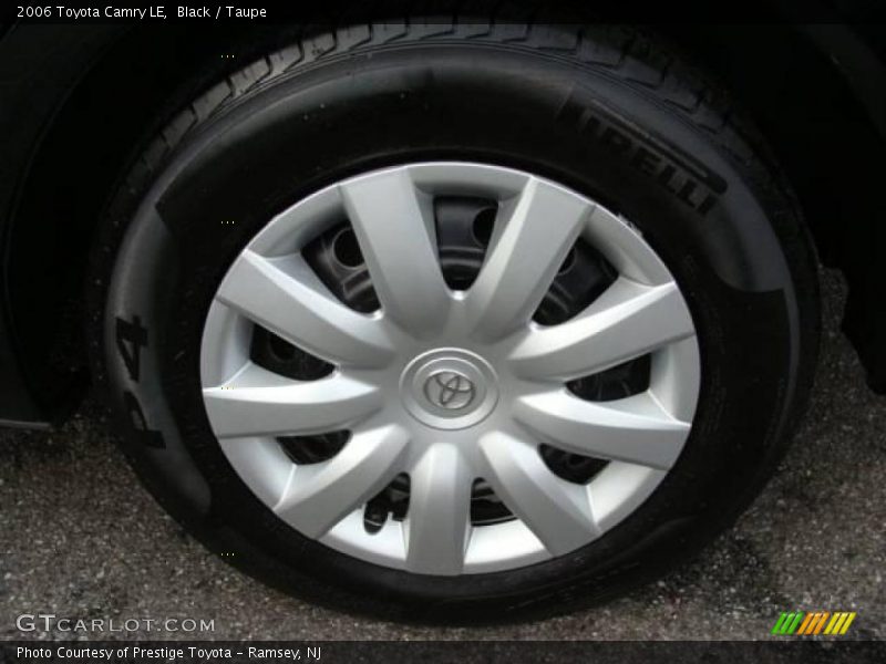 Black / Taupe 2006 Toyota Camry LE