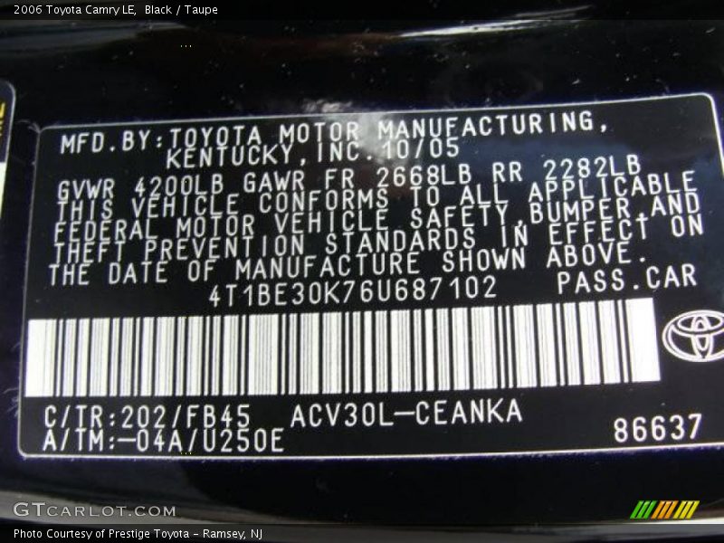 Black / Taupe 2006 Toyota Camry LE