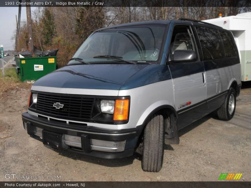Indigo Blue Metallic / Gray 1993 Chevrolet Astro EXT