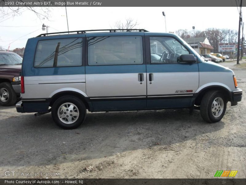 Indigo Blue Metallic / Gray 1993 Chevrolet Astro EXT