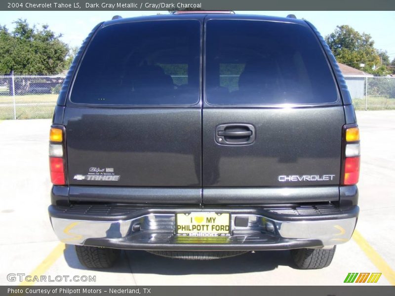 Dark Gray Metallic / Gray/Dark Charcoal 2004 Chevrolet Tahoe LS