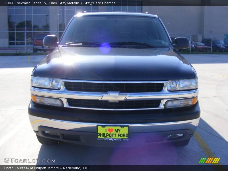 Dark Gray Metallic / Gray/Dark Charcoal 2004 Chevrolet Tahoe LS