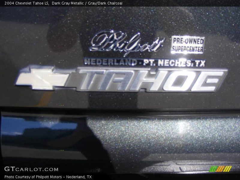 Dark Gray Metallic / Gray/Dark Charcoal 2004 Chevrolet Tahoe LS