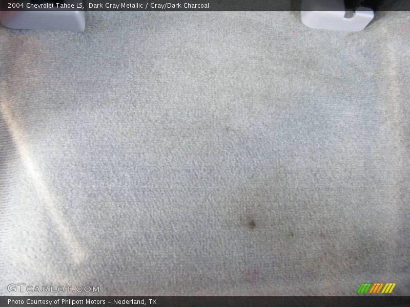 Dark Gray Metallic / Gray/Dark Charcoal 2004 Chevrolet Tahoe LS