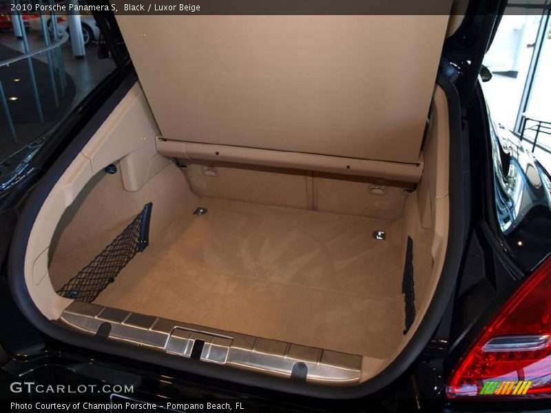 Black / Luxor Beige 2010 Porsche Panamera S