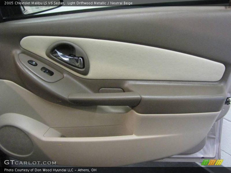 Light Driftwood Metallic / Neutral Beige 2005 Chevrolet Malibu LS V6 Sedan