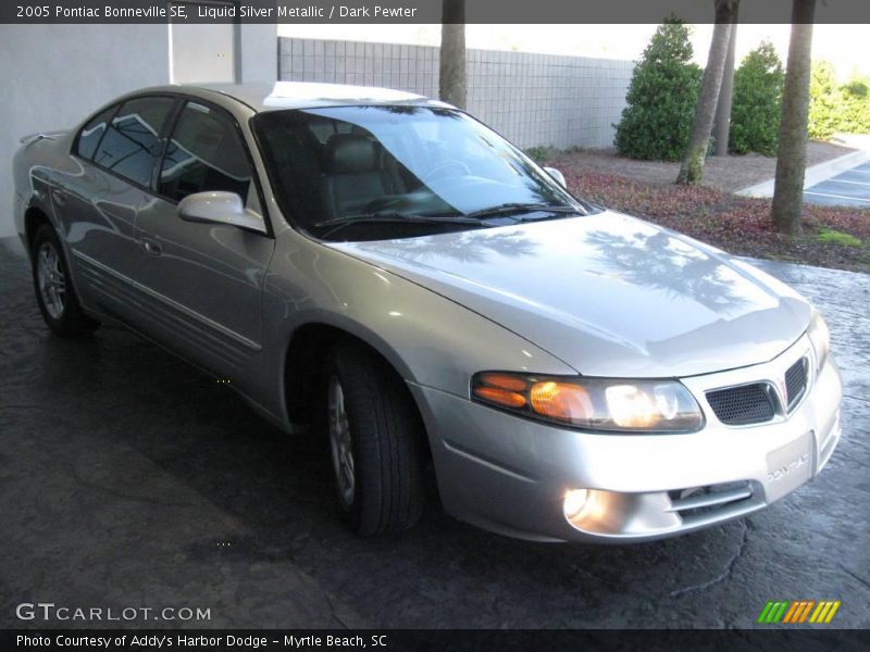 Liquid Silver Metallic / Dark Pewter 2005 Pontiac Bonneville SE