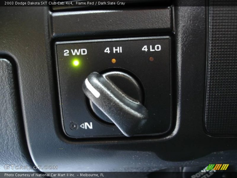 Flame Red / Dark Slate Gray 2003 Dodge Dakota SXT Club Cab 4x4