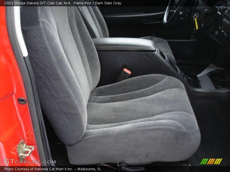 Flame Red / Dark Slate Gray 2003 Dodge Dakota SXT Club Cab 4x4
