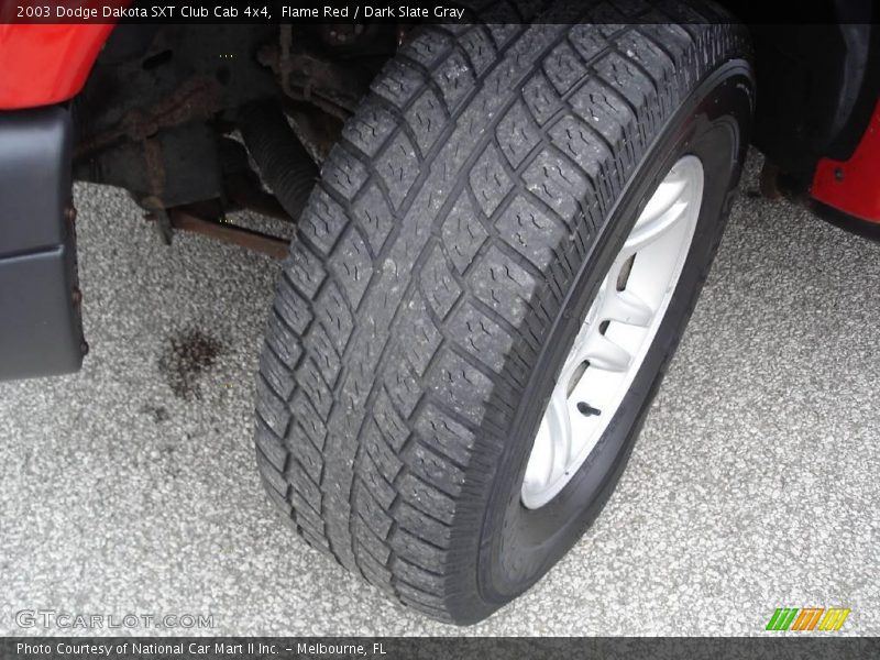 Flame Red / Dark Slate Gray 2003 Dodge Dakota SXT Club Cab 4x4