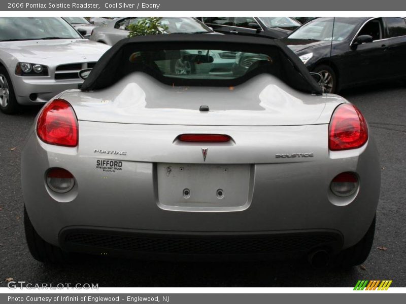 Cool Silver / Ebony 2006 Pontiac Solstice Roadster