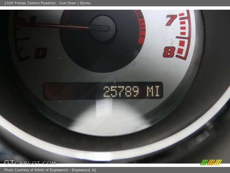 Cool Silver / Ebony 2006 Pontiac Solstice Roadster