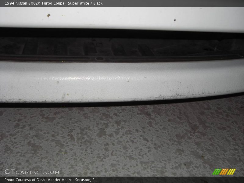 Super White / Black 1994 Nissan 300ZX Turbo Coupe