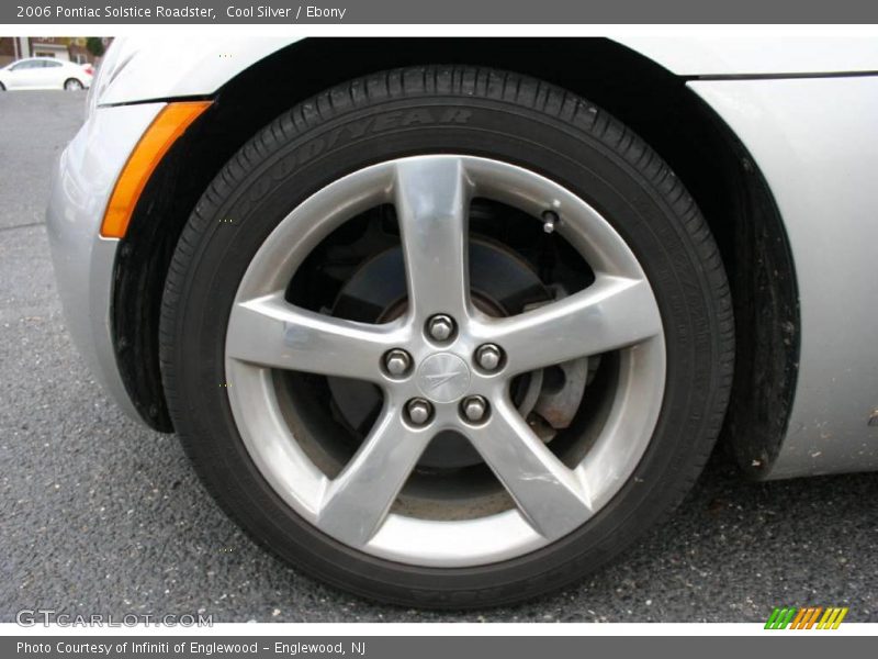 Cool Silver / Ebony 2006 Pontiac Solstice Roadster