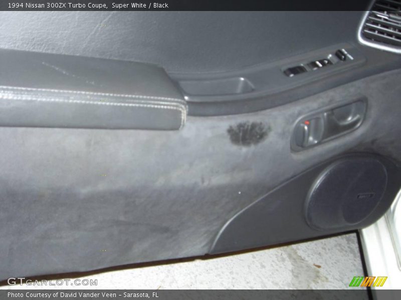 Super White / Black 1994 Nissan 300ZX Turbo Coupe