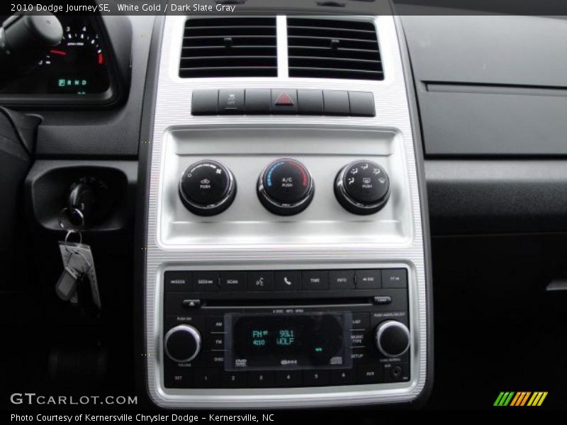 White Gold / Dark Slate Gray 2010 Dodge Journey SE