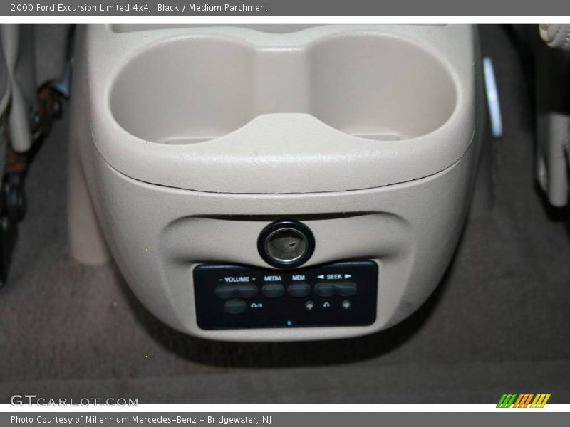 Black / Medium Parchment 2000 Ford Excursion Limited 4x4