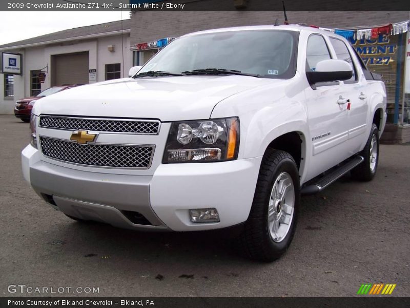 Summit White / Ebony 2009 Chevrolet Avalanche Z71 4x4
