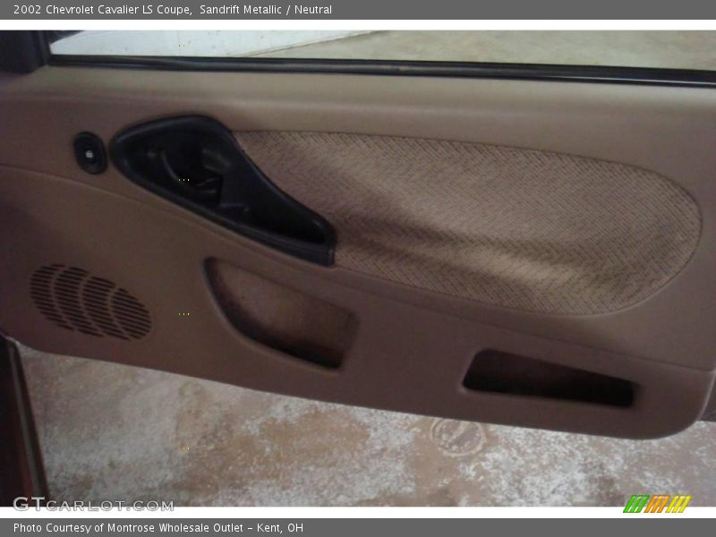 Sandrift Metallic / Neutral 2002 Chevrolet Cavalier LS Coupe