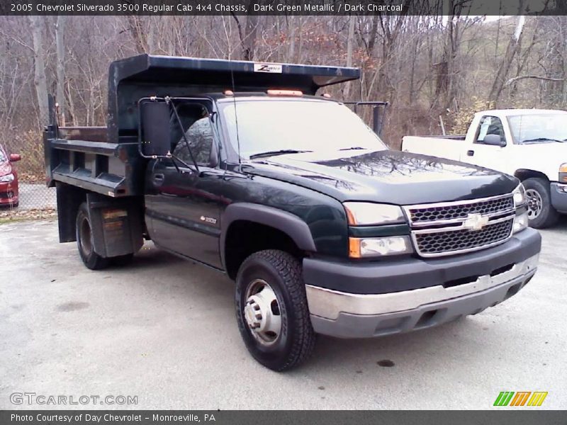 Dark Green Metallic / Dark Charcoal 2005 Chevrolet Silverado 3500 Regular Cab 4x4 Chassis