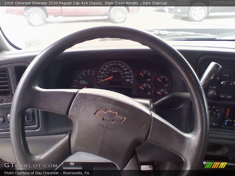 Dark Green Metallic / Dark Charcoal 2005 Chevrolet Silverado 3500 Regular Cab 4x4 Chassis