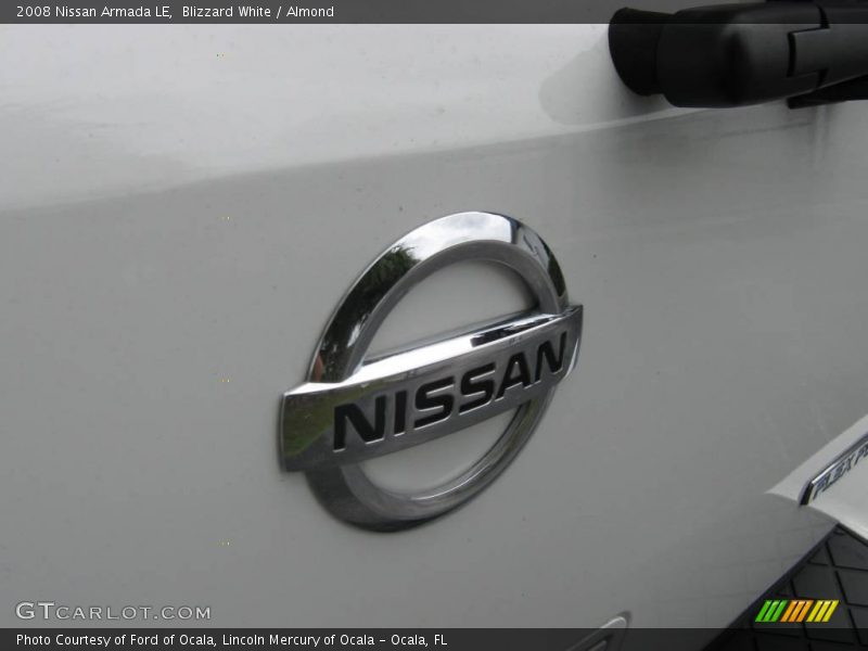 Blizzard White / Almond 2008 Nissan Armada LE