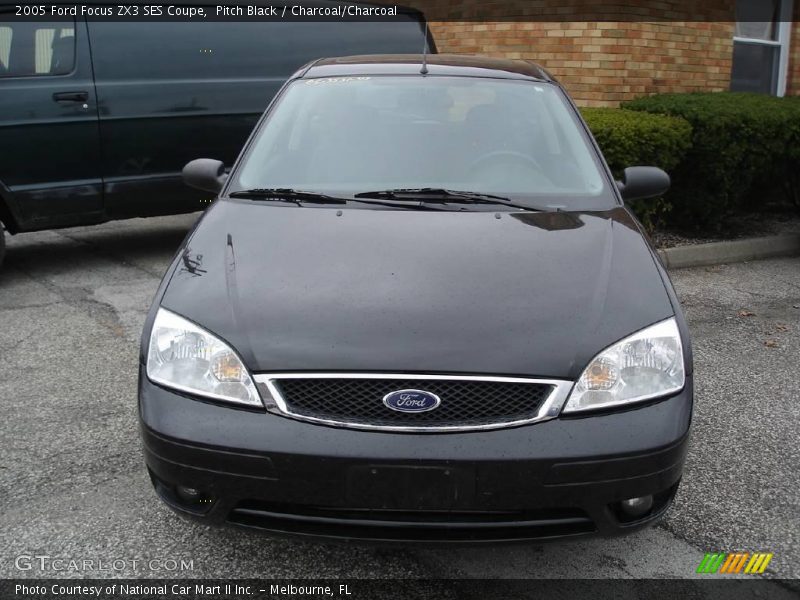 Pitch Black / Charcoal/Charcoal 2005 Ford Focus ZX3 SES Coupe