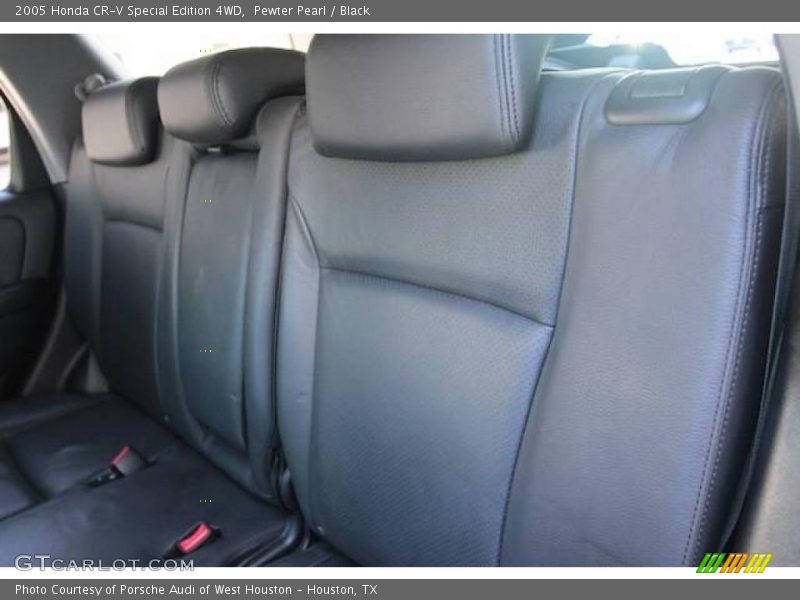 Pewter Pearl / Black 2005 Honda CR-V Special Edition 4WD