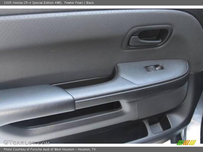 Pewter Pearl / Black 2005 Honda CR-V Special Edition 4WD