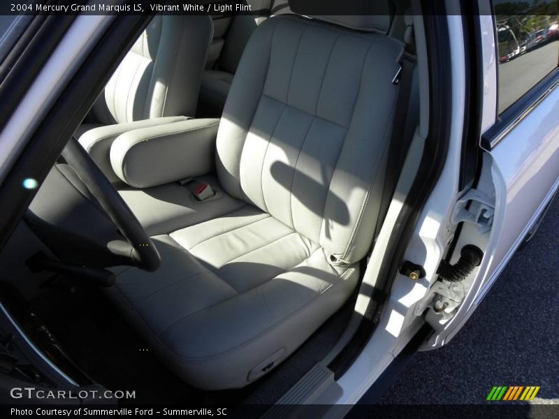 Vibrant White / Light Flint 2004 Mercury Grand Marquis LS
