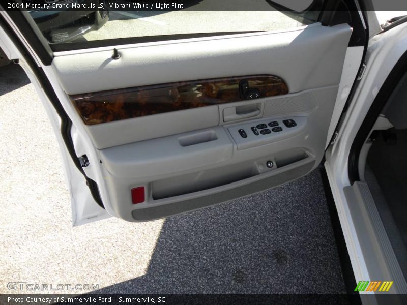 Vibrant White / Light Flint 2004 Mercury Grand Marquis LS
