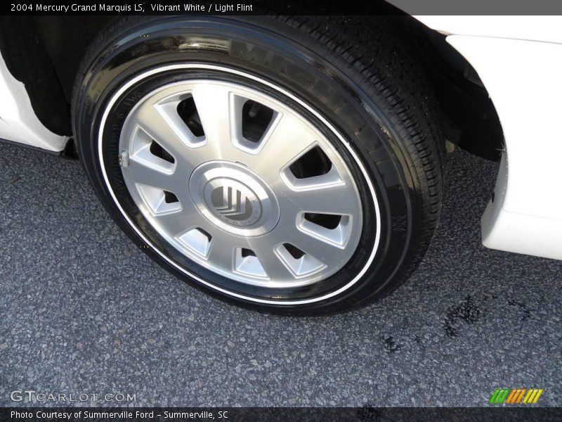 Vibrant White / Light Flint 2004 Mercury Grand Marquis LS