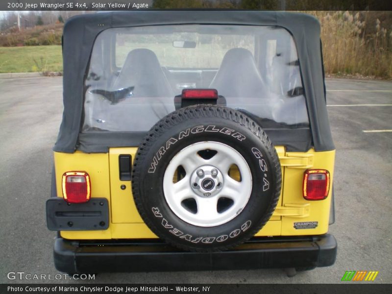 Solar Yellow / Agate 2000 Jeep Wrangler SE 4x4