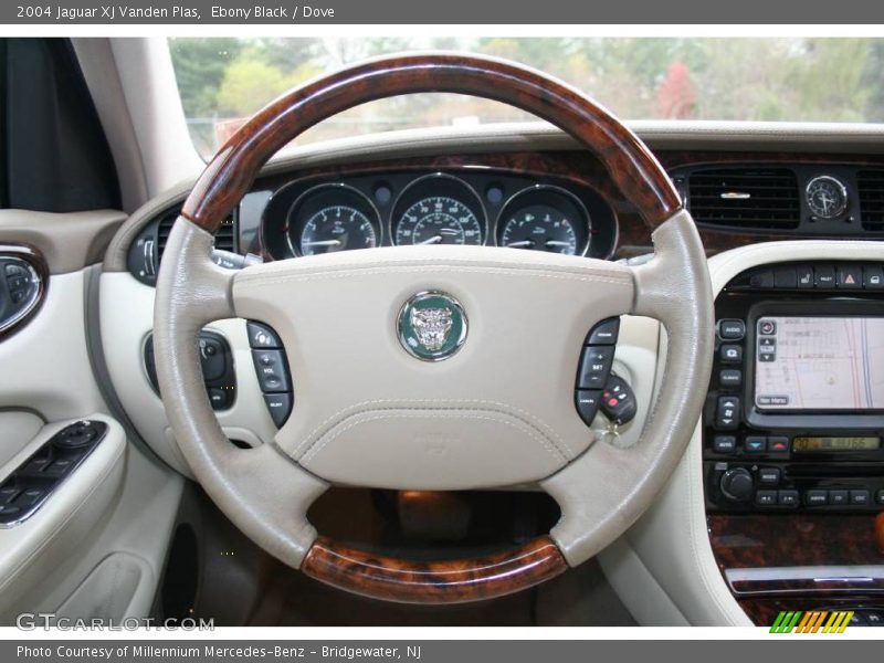 Ebony Black / Dove 2004 Jaguar XJ Vanden Plas