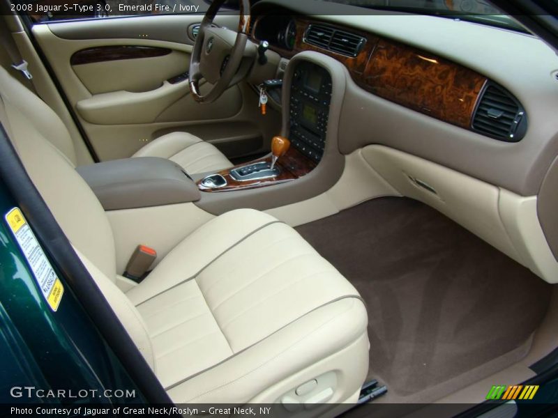 Emerald Fire / Ivory 2008 Jaguar S-Type 3.0