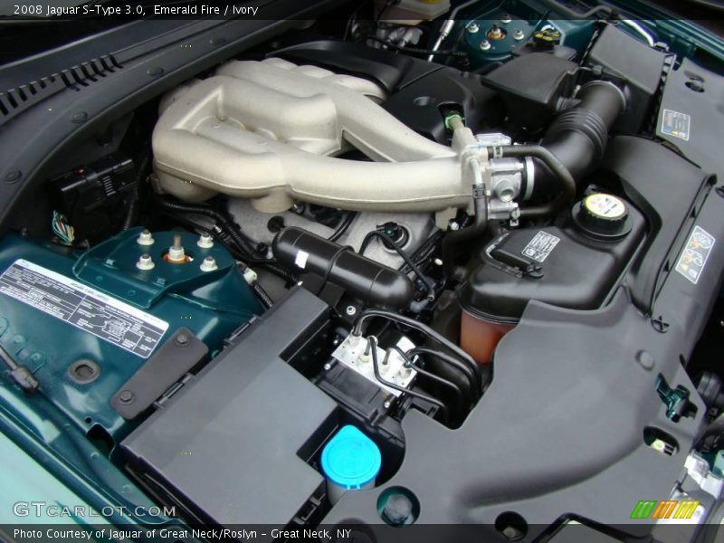 Emerald Fire / Ivory 2008 Jaguar S-Type 3.0