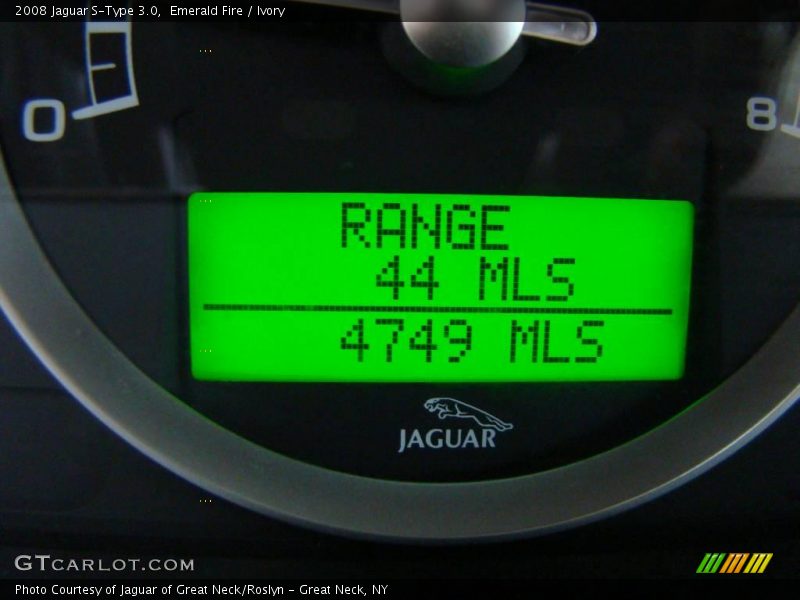 Emerald Fire / Ivory 2008 Jaguar S-Type 3.0