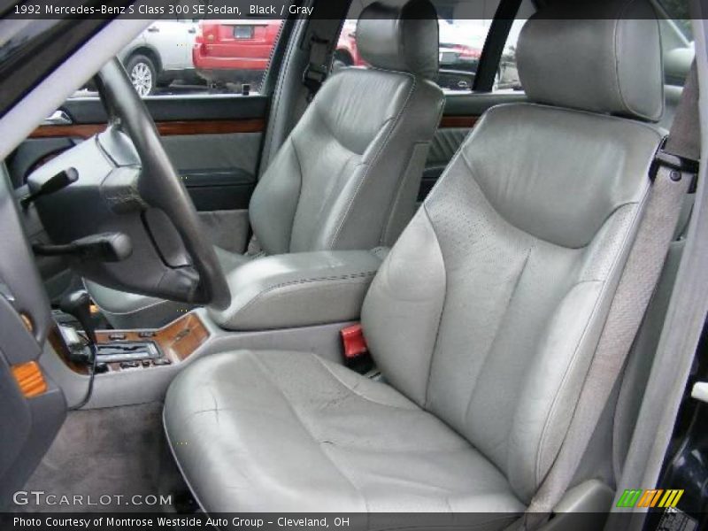Black / Gray 1992 Mercedes-Benz S Class 300 SE Sedan