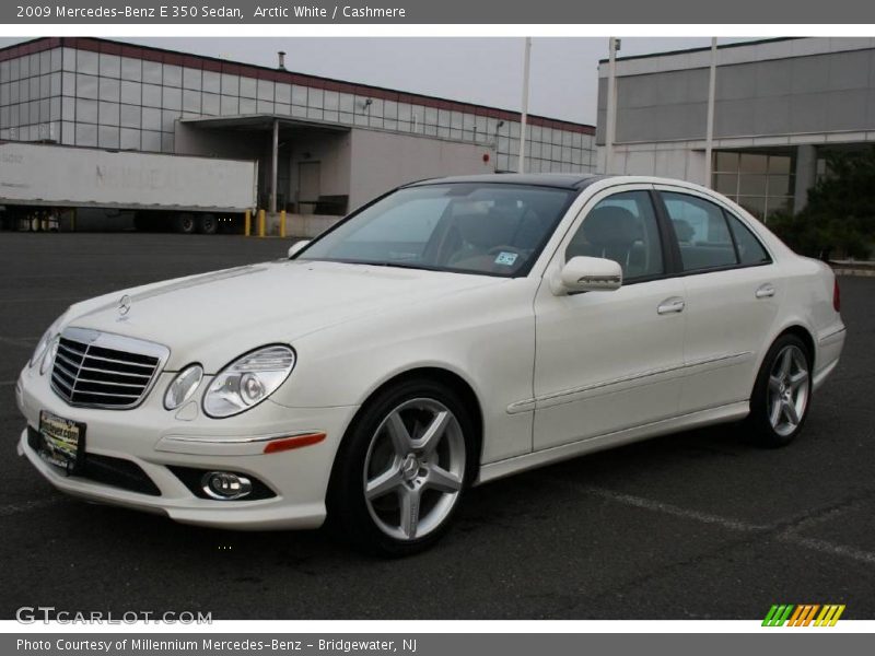 Arctic White / Cashmere 2009 Mercedes-Benz E 350 Sedan