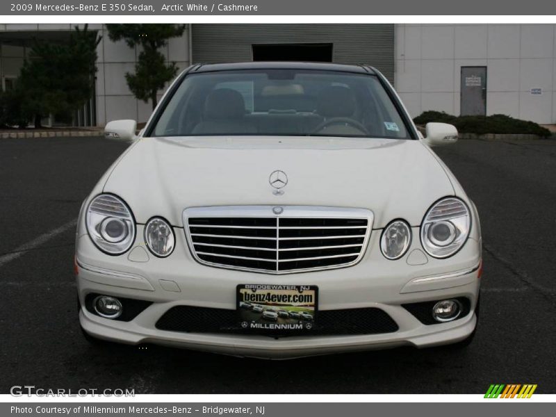 Arctic White / Cashmere 2009 Mercedes-Benz E 350 Sedan