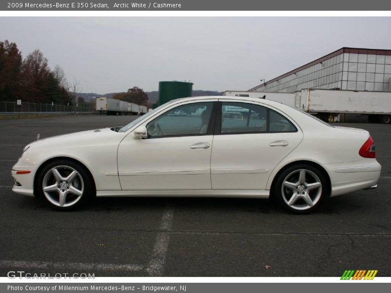Arctic White / Cashmere 2009 Mercedes-Benz E 350 Sedan