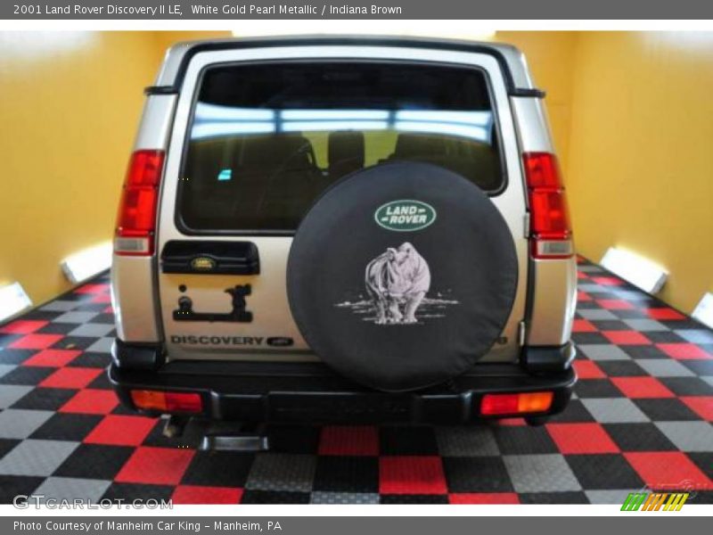 White Gold Pearl Metallic / Indiana Brown 2001 Land Rover Discovery II LE